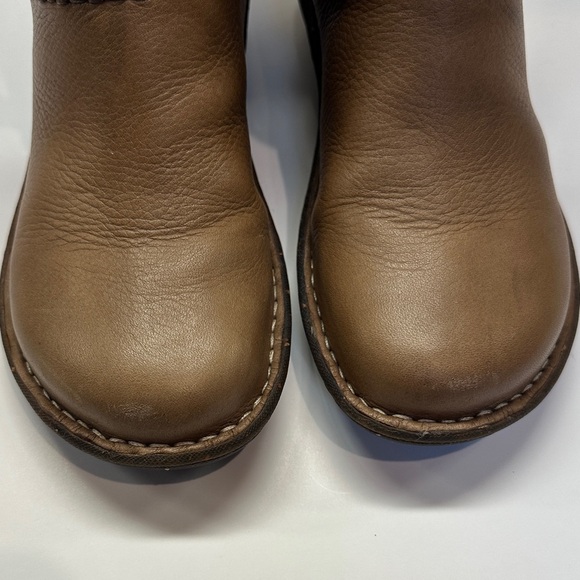 UGG Women's Tan Leather Winter Boots -Caspia - Picture 5 of 6